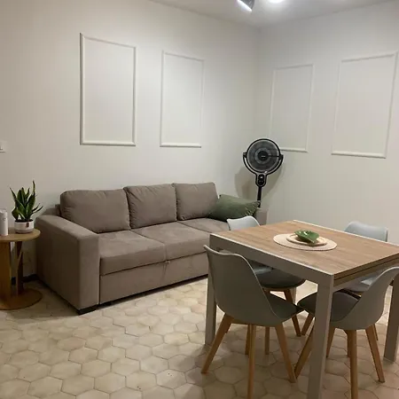 Sofia アパート アスティ